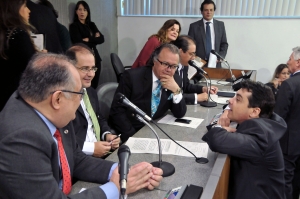 Roberto Andrade participou ativamente da tramitação dos dois projetos nas comissões da Casa