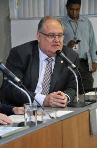 Roberto Andrade é destaque na Assembleia de Minas quanto ao debate da regularização fundiária no estado