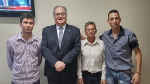Os vereadores Robinho da Rádio, Altamiro Nogueira e Marcosuel Bodão estão sempre presentes ao gabinete de Roberto Andrade